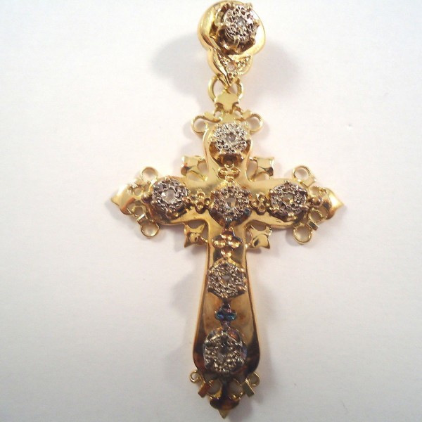 CROIX PROVENÇALE EN OR 18K DIAMANTS