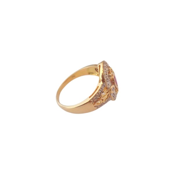 BAGUE OVALE RUBIS ET DIAMANTS EN OR 18K