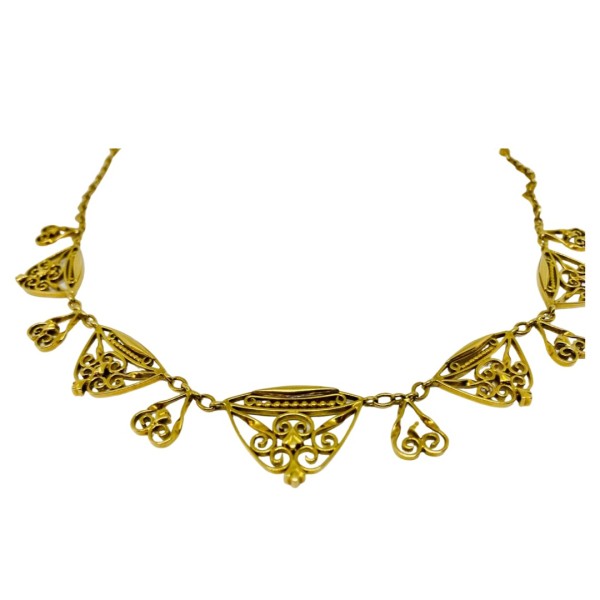 collier vintage gros plan