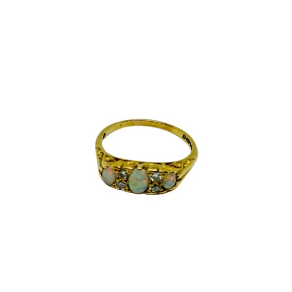 BAGUE CISELÉE OPALES ET DIAMANTS EN OR 18K