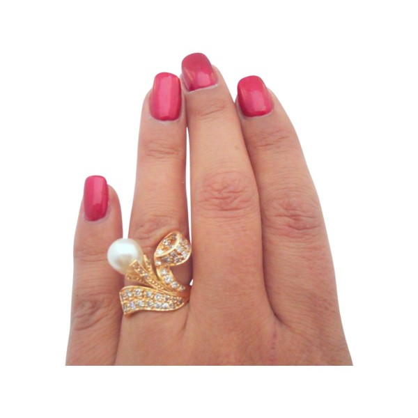 BAGUE PERLE DE CULTURE ET DIAMANTS EN OR 18K