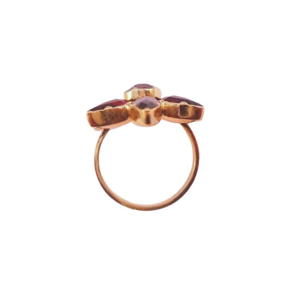 BAGUE FLEUR GRENATS EN OR 18K