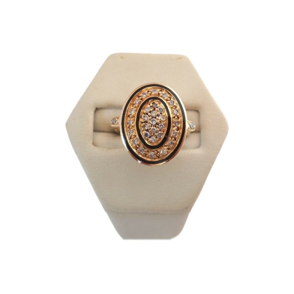 BAGUE OVALE EN OR 18K, DIAMANTS.