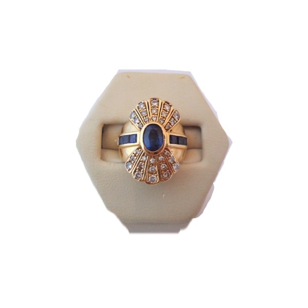 BAGUE OVALE SAPHIRS ET DIAMANTS EN OR 18K