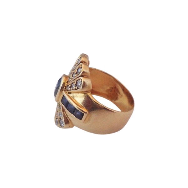 BAGUE OVALE SAPHIRS ET DIAMANTS EN OR 18K