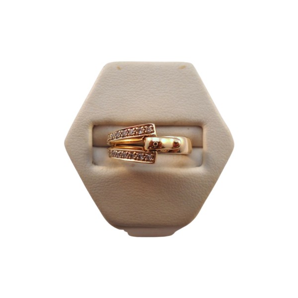 BELLE BAGUE EN OR 18K, DIAMANTS, GUY LAROCHE.