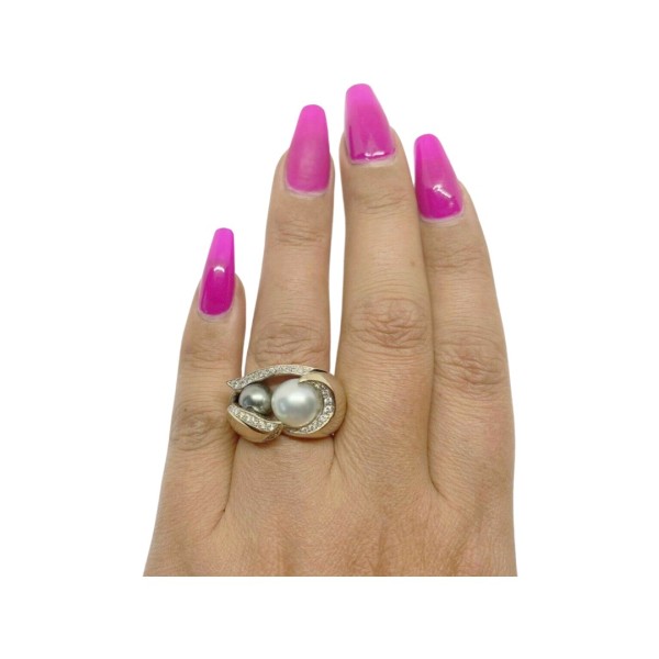 BAGUE EN OR 18K, PERLES, DIAMANTS.