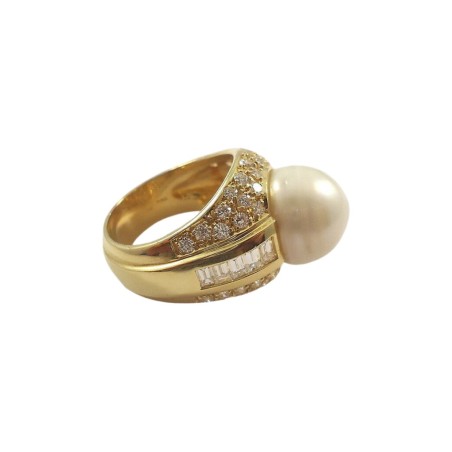 BAGUE DÔME EN OR 18K PERLE ET DIAMANTS