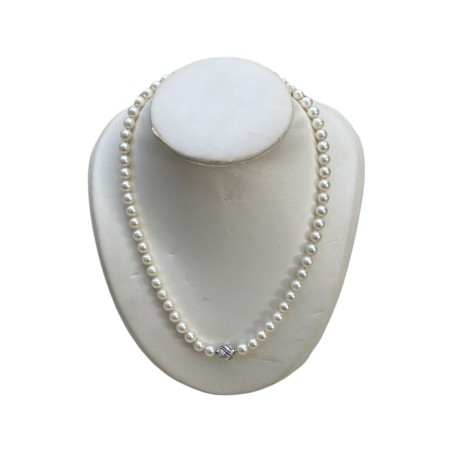 COLLIER DE PERLES DE CULTURE EN CHOKER FERMOIR OR 18K