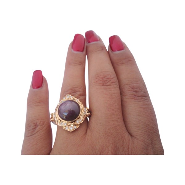 BAGUE CABOCHON DE RUBIS ET DIAMANTS EN OR 18K