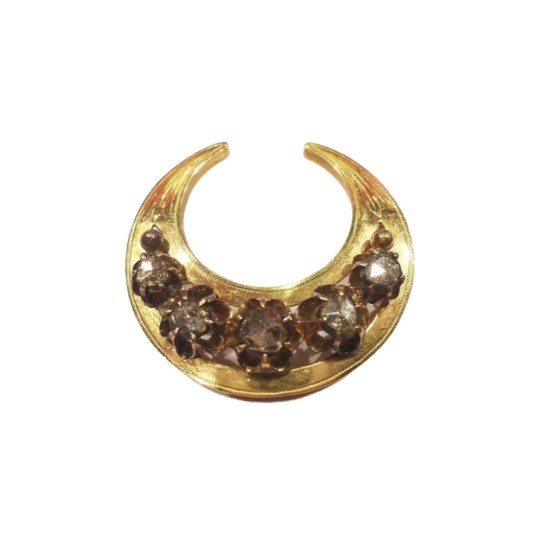 detail broche diamants rose de Provence