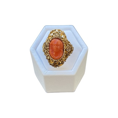 BAGUE CAMÉE SUR CORAIL EN 14K