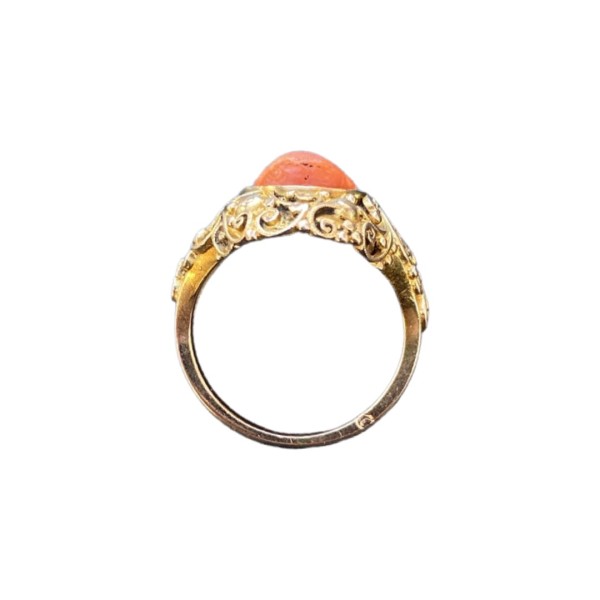 BAGUE CAMÉE SUR CORAIL EN 14K