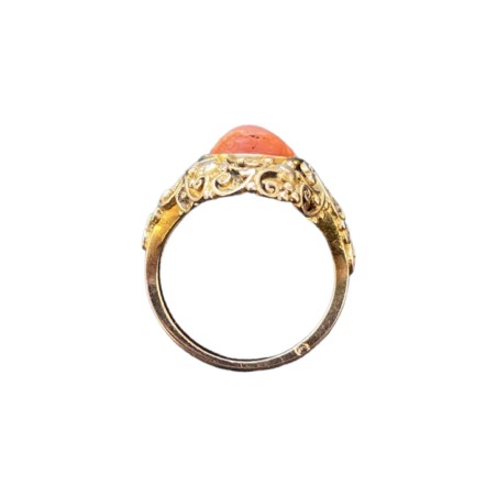 BAGUE CAMÉE SUR CORAIL EN 14K