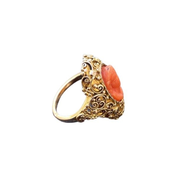 BAGUE CAMÉE SUR CORAIL EN 14K