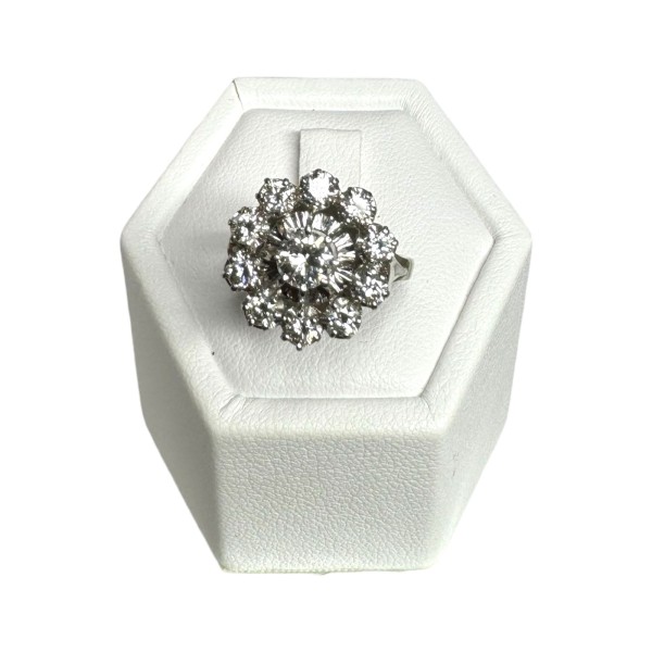 BAGUE MARGUERITE DIAMANTS EN OR 18K