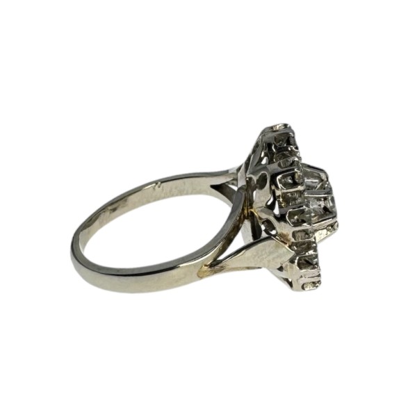 BAGUE MARGUERITE DIAMANTS EN OR 18K