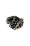 BAGUE RUBAN DIAMANTS BLANCS ET NOIRS EN OR 18K