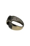 BAGUE RUBAN DIAMANTS BLANCS ET NOIRS EN OR 18K