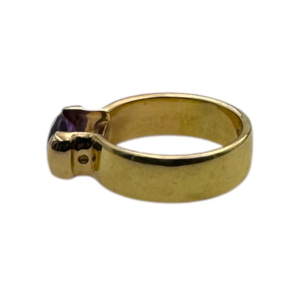 POIRAY : BAGUE ANNEAU ORNÉE D'UNE AMÉTHYSTE EN OR 18K