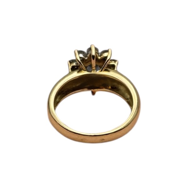 BAGUE POMPADOUR SAPHIR ET DIAMANTS EN OR 18K