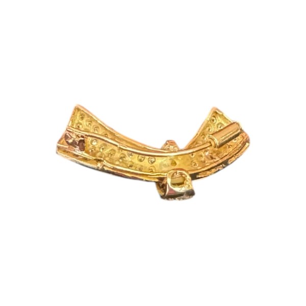 BROCHE EN FORME DE NŒUD DIAMANTS EN OR 18K
