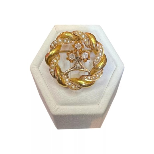 BROCHE ANCIENNE MOTIF TRÈFLE PERLES ET ROSES DE PROVENCE EN OR 18K