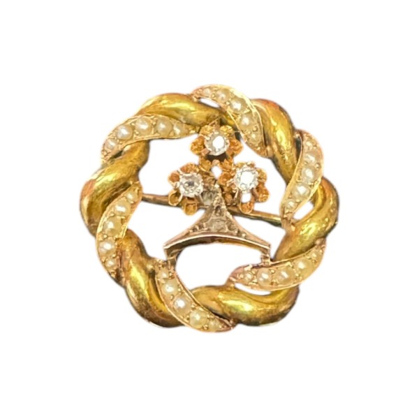 BROCHE ANCIENNE MOTIF TRÈFLE PERLES ET ROSES DE PROVENCE EN OR 18K